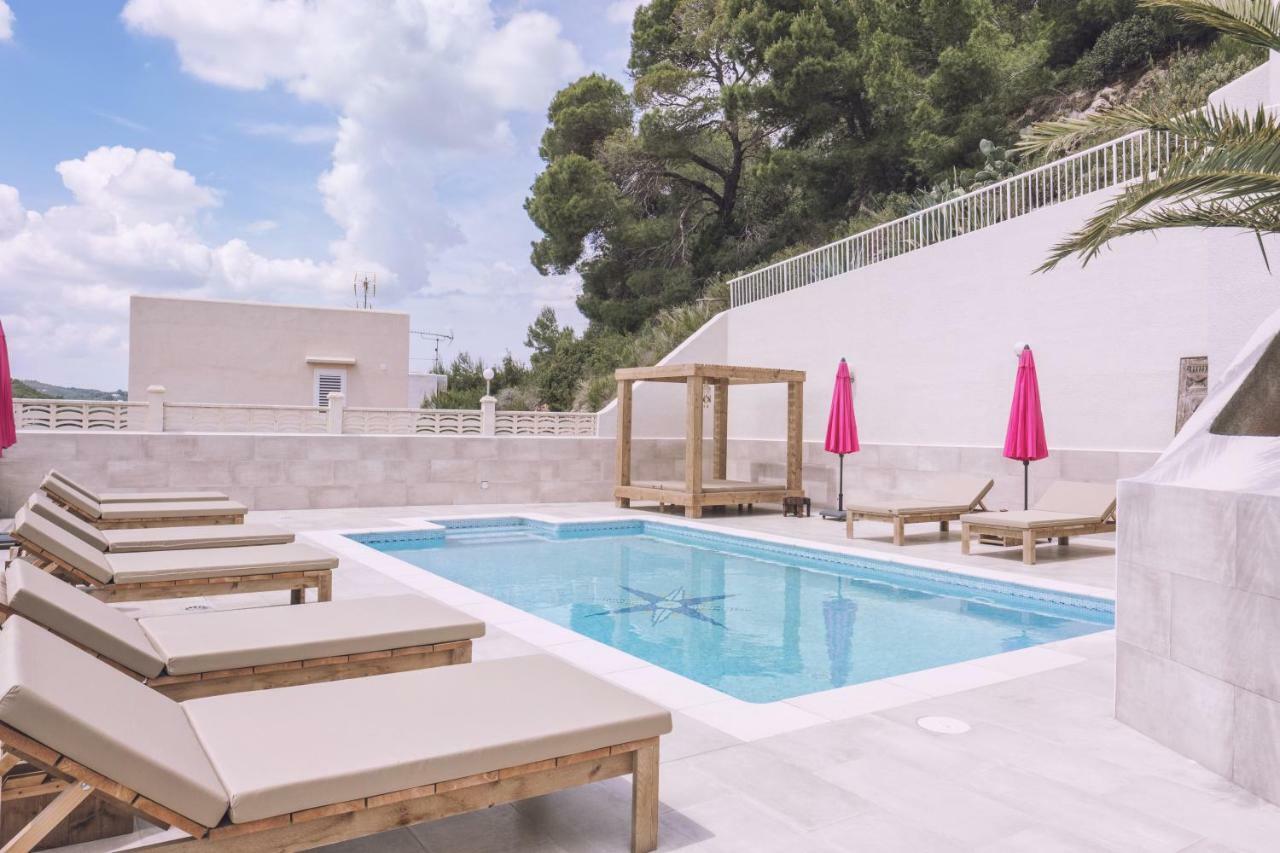 Apartamentos Catharina Maria Cala Llonga  Kültér fotó