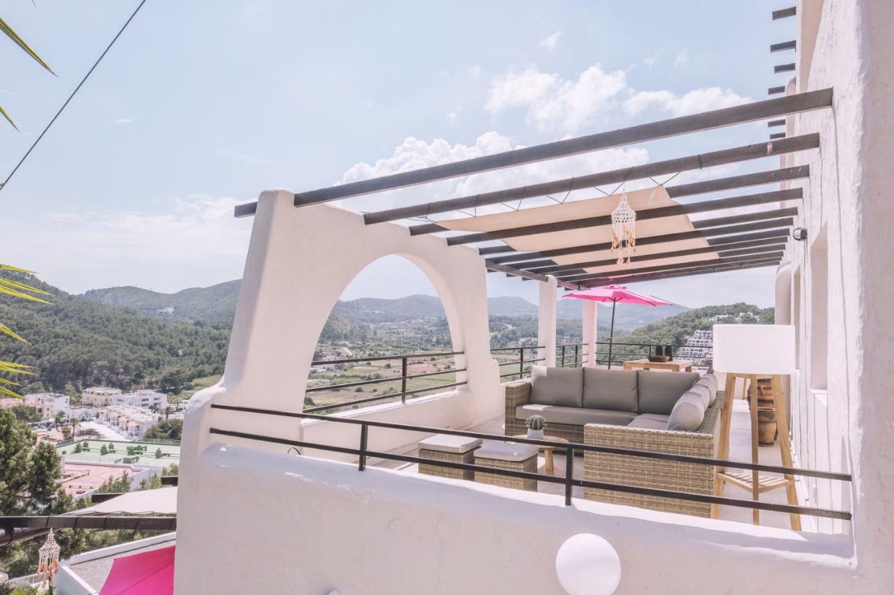 Apartamentos Catharina Maria Cala Llonga  Kültér fotó