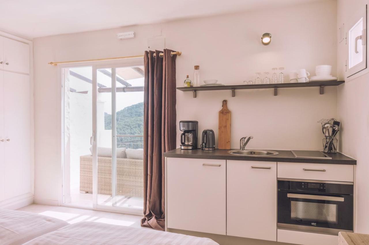 Apartamentos Catharina Maria Cala Llonga  Kültér fotó